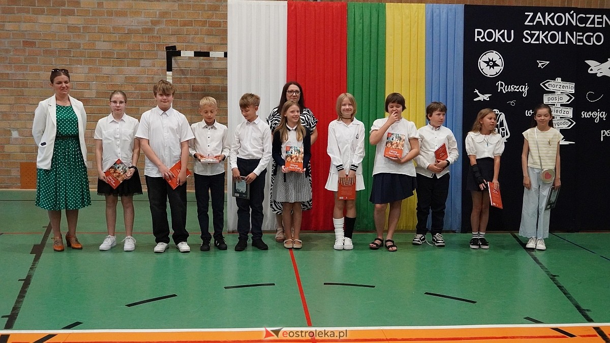 Zakończenie roku szkolnego w Szkole Podstawowej nr 5 im. Zofii Niedziałkowskiej w Ostrołęce [27.06.2025] - zdjęcie #66 - eOstroleka.pl