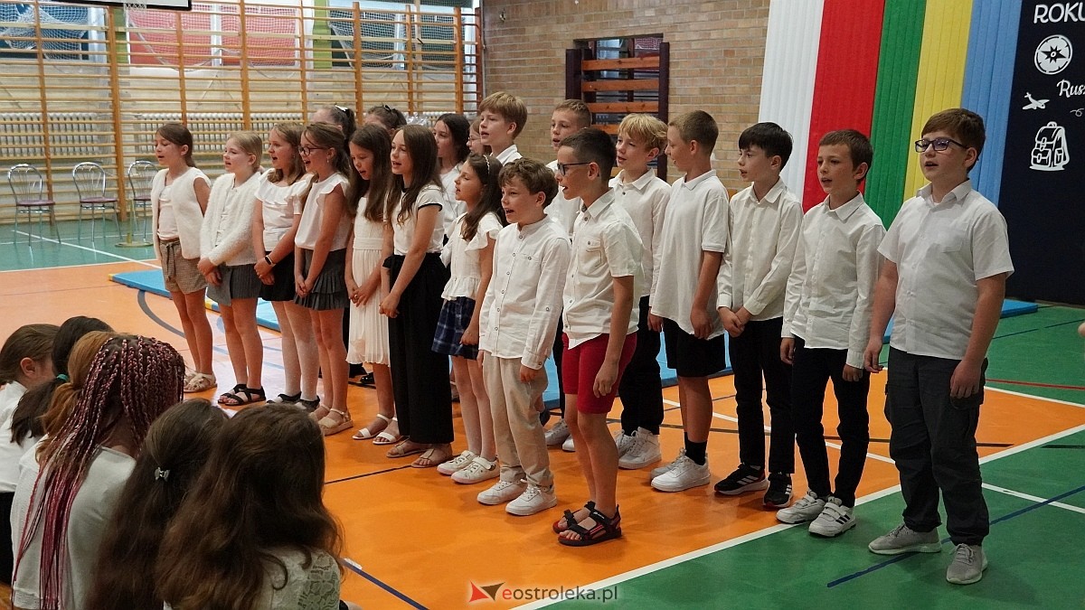 Zakończenie roku szkolnego w Szkole Podstawowej nr 5 im. Zofii Niedziałkowskiej w Ostrołęce [27.06.2025] - zdjęcie #177 - eOstroleka.pl