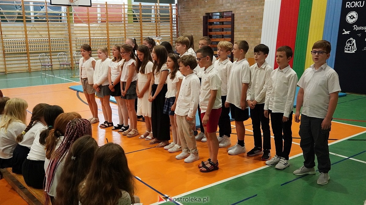 Zakończenie roku szkolnego w Szkole Podstawowej nr 5 im. Zofii Niedziałkowskiej w Ostrołęce [27.06.2025] - zdjęcie #165 - eOstroleka.pl