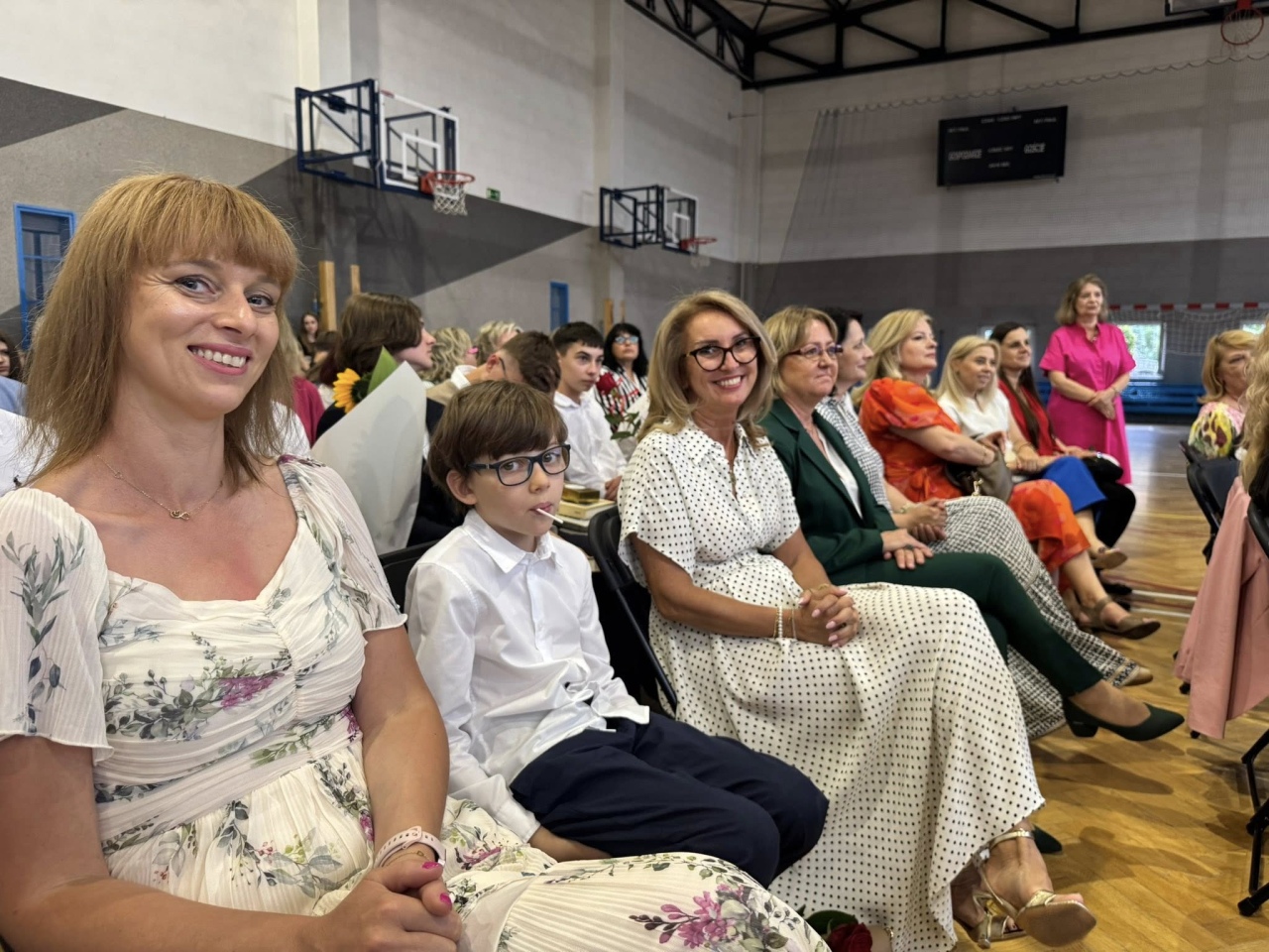 Zakończenie roku szkolnego w SP 10 w Ostrołęce [27.06.2025] - zdjęcie #20 - eOstroleka.pl
