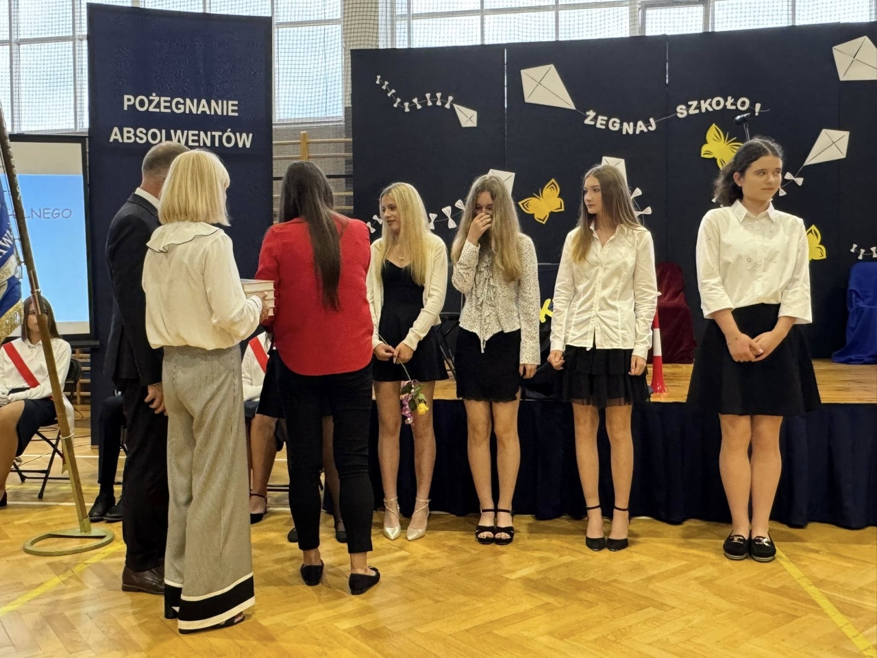 Zakończenie roku szkolnego w SP 10 w Ostrołęce [27.06.2025] - zdjęcie #18 - eOstroleka.pl