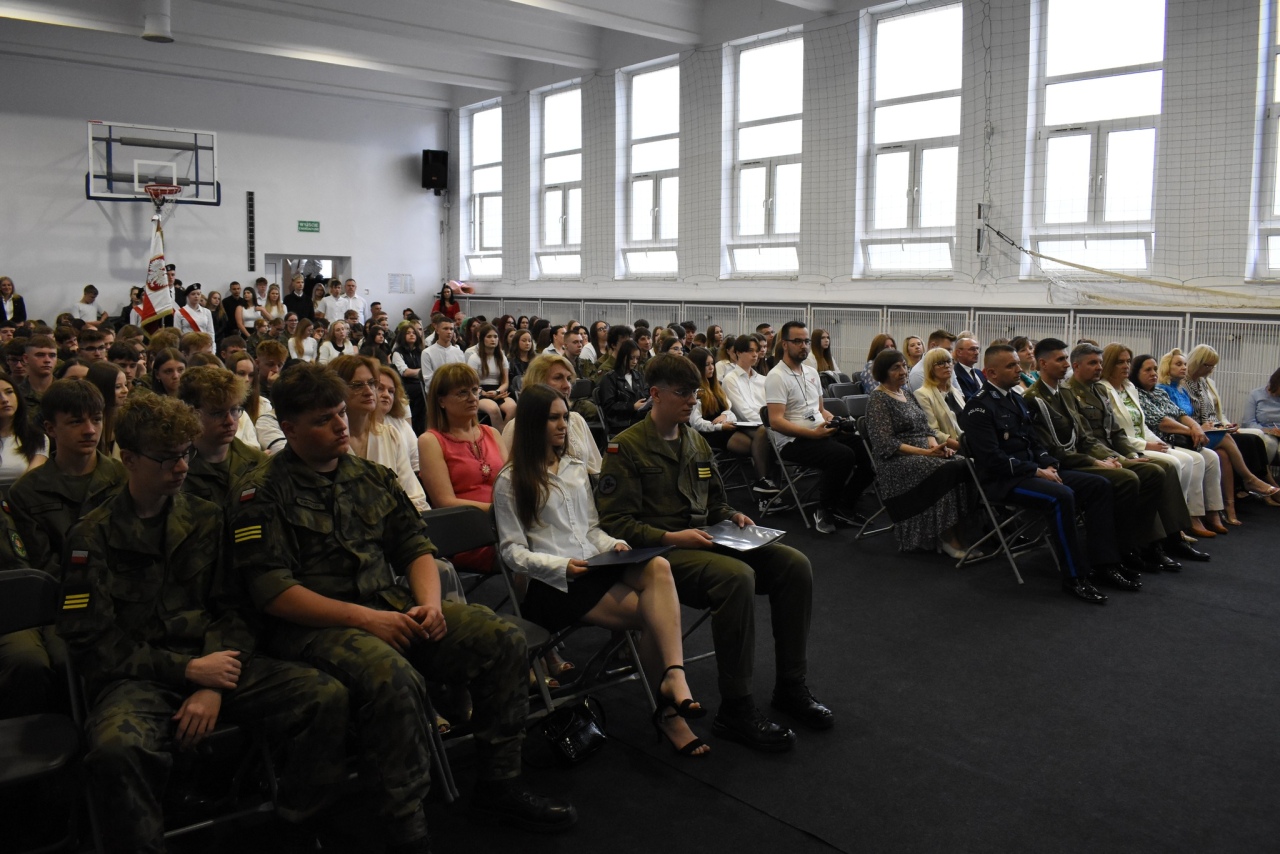 Zakończenie roku szkolnego w ZSZ Nr 2 w Ostrołęce [27.06.2025] - zdjęcie #26 - eOstroleka.pl
