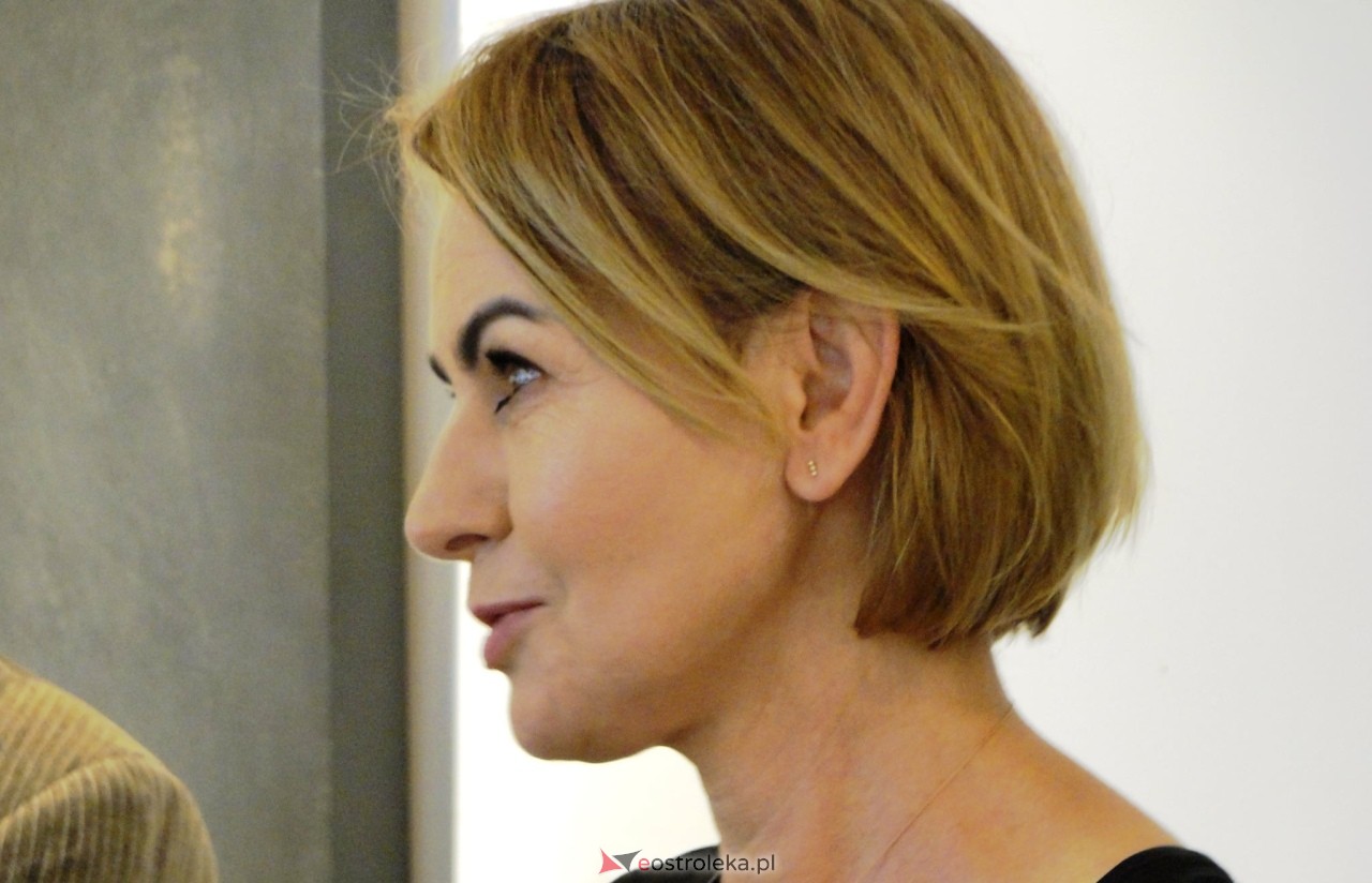 „47 74” – podwójna perspektywa sztuki w Galerii Ostrołęka [27.06.2025] - zdjęcie #4 - eOstroleka.pl