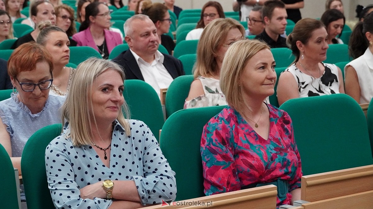 Zakończenie roku szkolnego w CKZiU [27.06.2025] - zdjęcie #106 - eOstroleka.pl