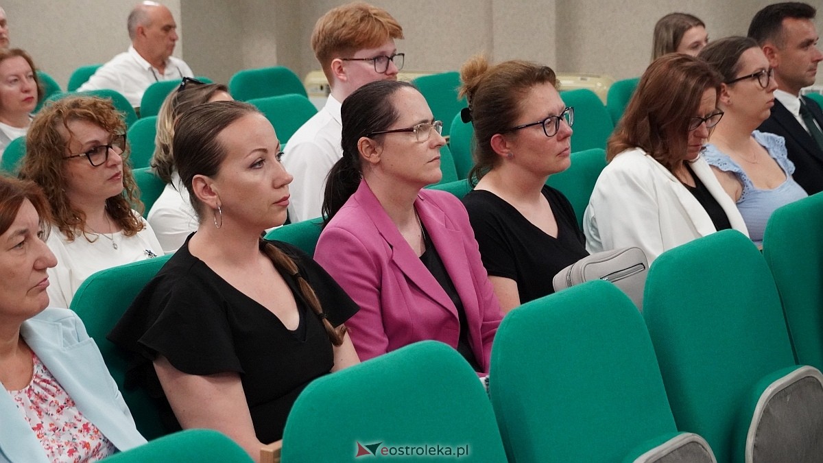 Zakończenie roku szkolnego w CKZiU [27.06.2025] - zdjęcie #101 - eOstroleka.pl