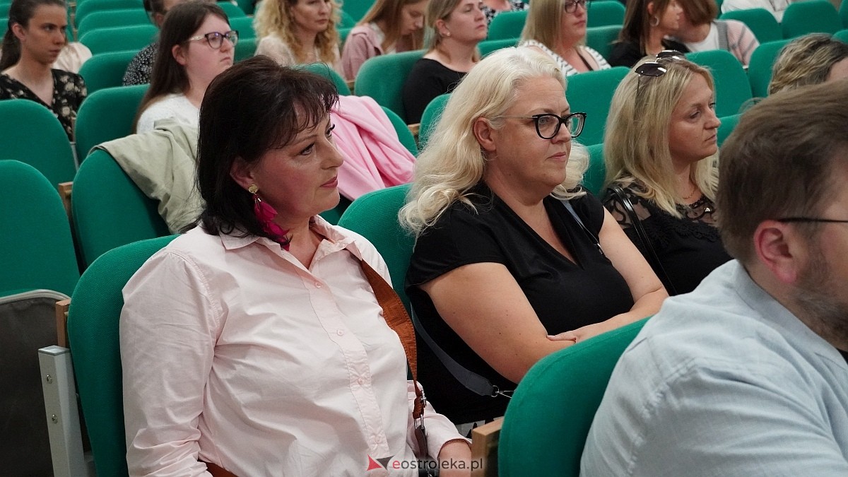 Zakończenie roku szkolnego w CKZiU [27.06.2025] - zdjęcie #99 - eOstroleka.pl