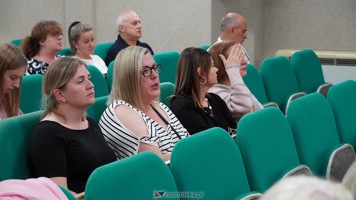 Zakończenie roku szkolnego w CKZiU [27.06.2025] - zdjęcie #97 - eOstroleka.pl