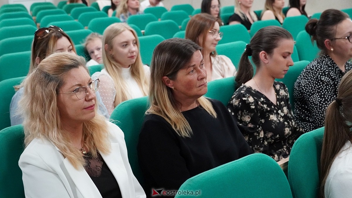 Zakończenie roku szkolnego w CKZiU [27.06.2025] - zdjęcie #95 - eOstroleka.pl