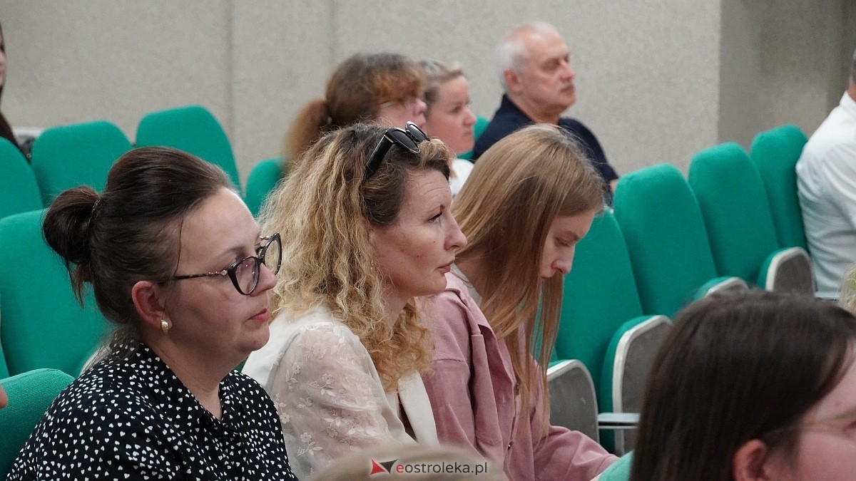 Zakończenie roku szkolnego w CKZiU [27.06.2025] - zdjęcie #94 - eOstroleka.pl