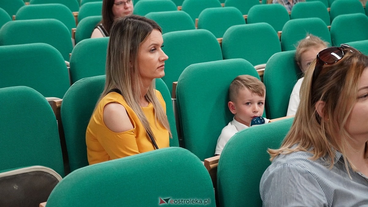 Zakończenie roku szkolnego w CKZiU [27.06.2025] - zdjęcie #92 - eOstroleka.pl