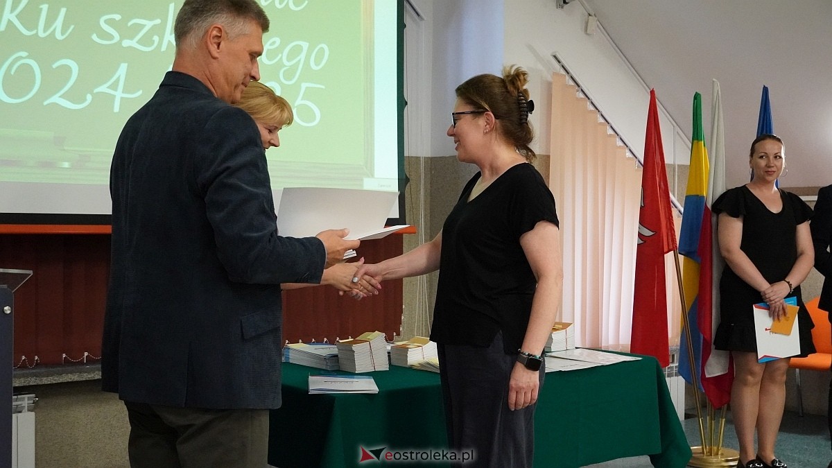 Zakończenie roku szkolnego w CKZiU [27.06.2025] - zdjęcie #83 - eOstroleka.pl