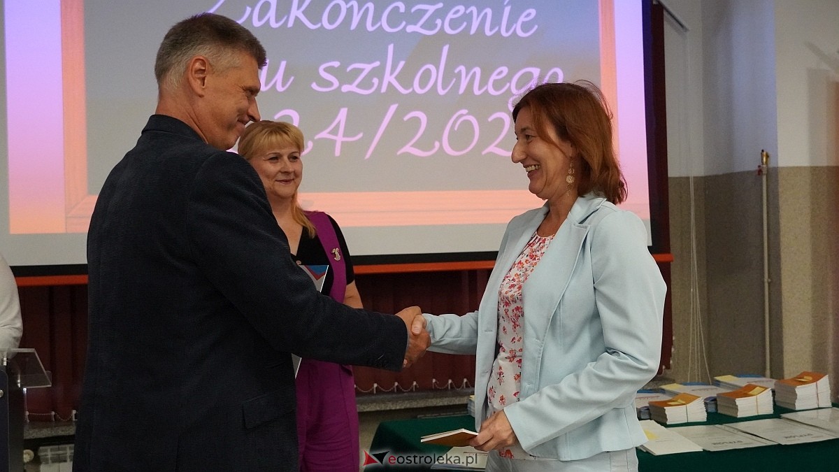 Zakończenie roku szkolnego w CKZiU [27.06.2025] - zdjęcie #80 - eOstroleka.pl