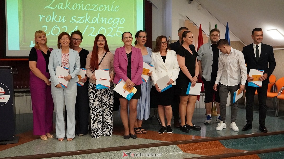 Zakończenie roku szkolnego w CKZiU [27.06.2025] - zdjęcie #76 - eOstroleka.pl
