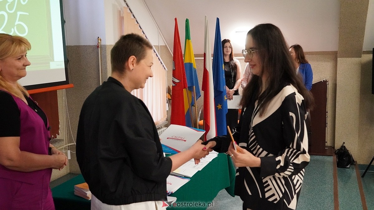 Zakończenie roku szkolnego w CKZiU [27.06.2025] - zdjęcie #70 - eOstroleka.pl