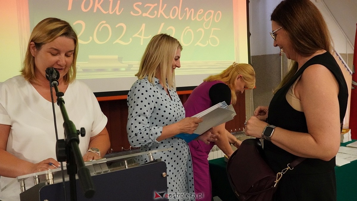 Zakończenie roku szkolnego w CKZiU [27.06.2025] - zdjęcie #66 - eOstroleka.pl