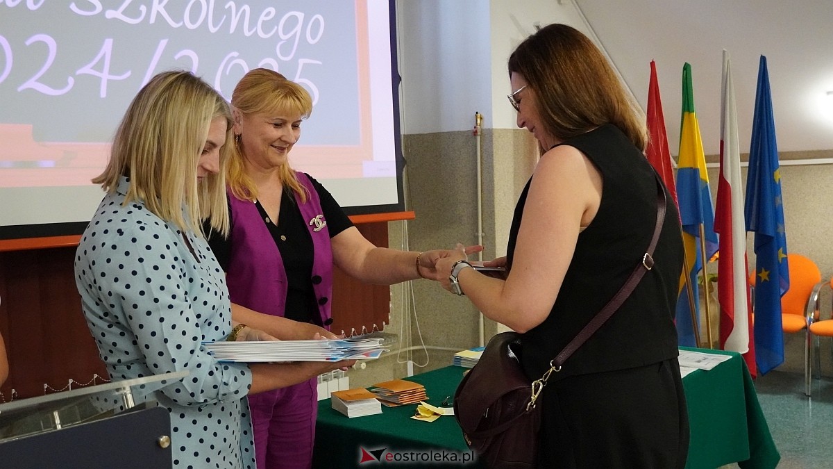 Zakończenie roku szkolnego w CKZiU [27.06.2025] - zdjęcie #65 - eOstroleka.pl