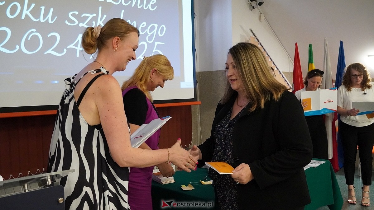 Zakończenie roku szkolnego w CKZiU [27.06.2025] - zdjęcie #52 - eOstroleka.pl