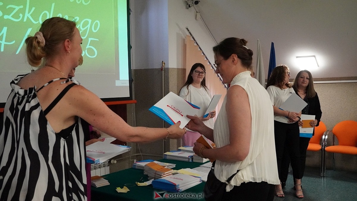 Zakończenie roku szkolnego w CKZiU [27.06.2025] - zdjęcie #50 - eOstroleka.pl