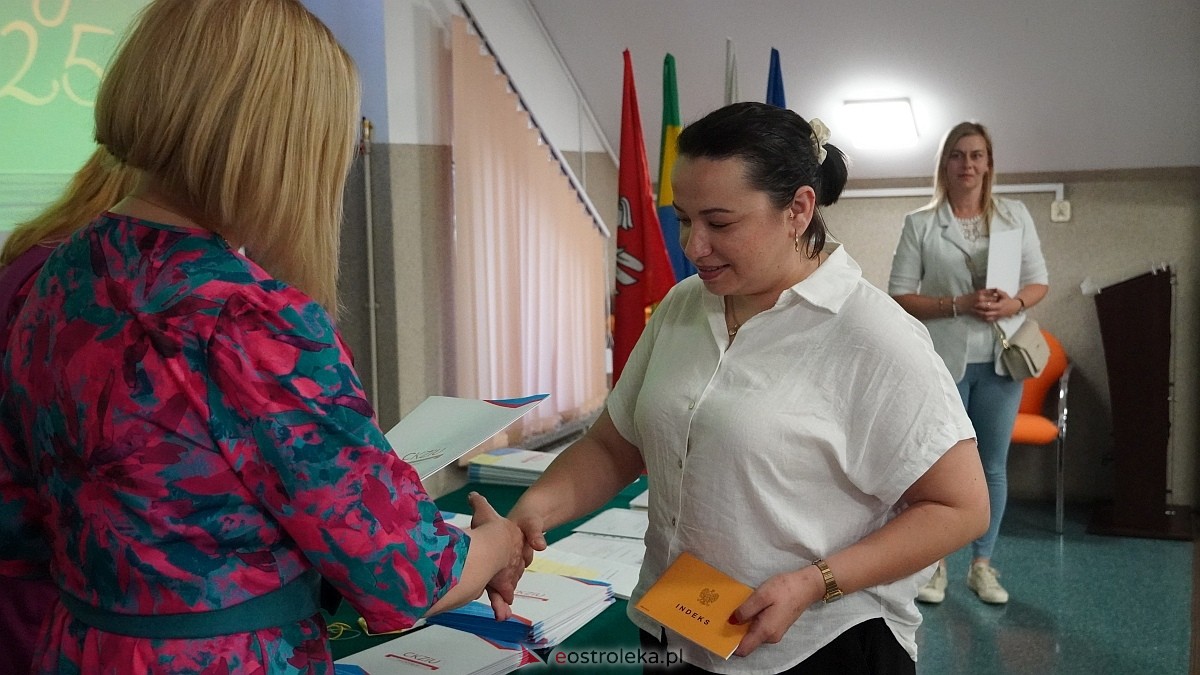 Zakończenie roku szkolnego w CKZiU [27.06.2025] - zdjęcie #33 - eOstroleka.pl