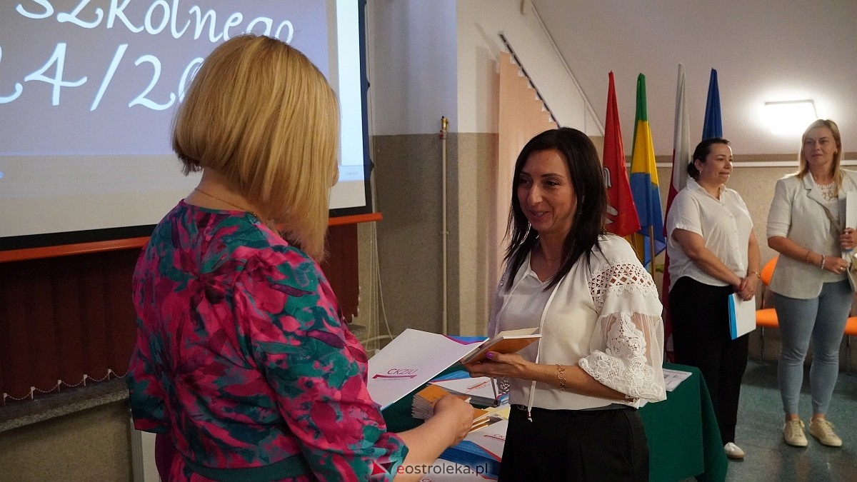 Zakończenie roku szkolnego w CKZiU [27.06.2025] - zdjęcie #31 - eOstroleka.pl