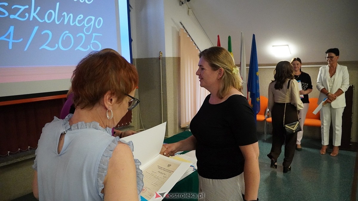 Zakończenie roku szkolnego w CKZiU [27.06.2025] - zdjęcie #17 - eOstroleka.pl