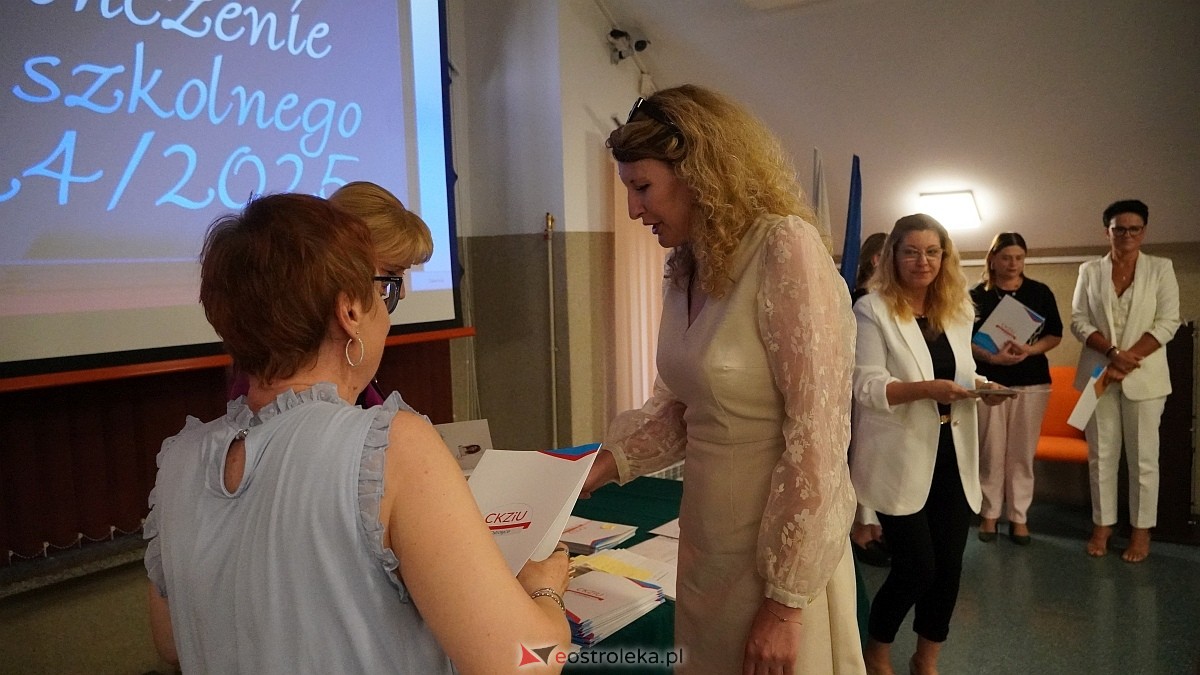 Zakończenie roku szkolnego w CKZiU [27.06.2025] - zdjęcie #13 - eOstroleka.pl