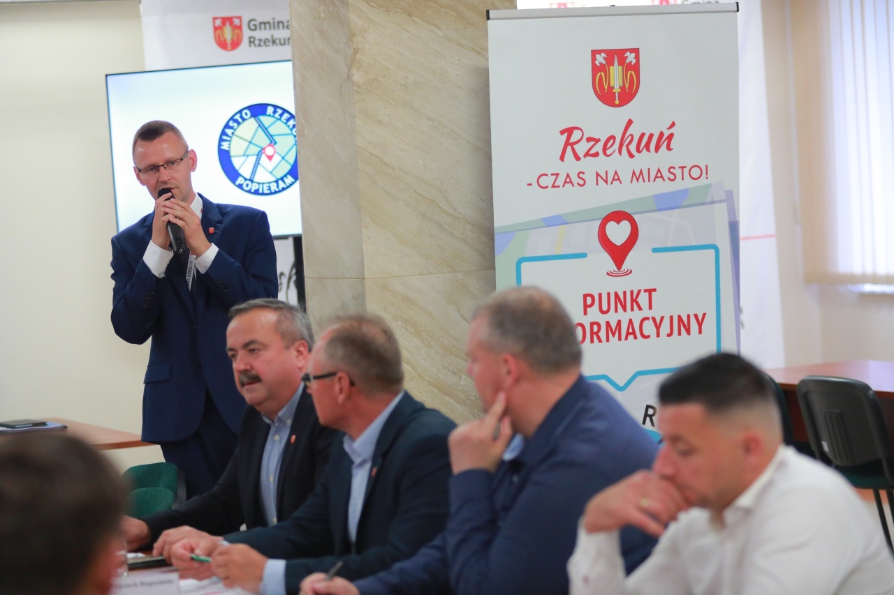XVIII nadzwyczajna sesja Rady Gminy Rzekuń [27.06.2025] - zdjęcie #14 - eOstroleka.pl