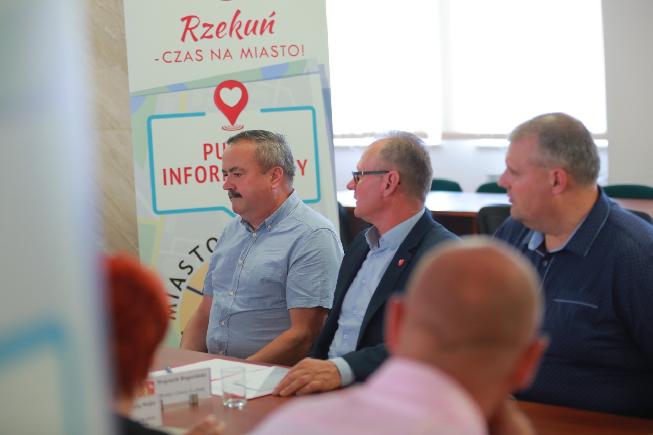 XVIII nadzwyczajna sesja Rady Gminy Rzekuń [27.06.2025] - zdjęcie #11 - eOstroleka.pl