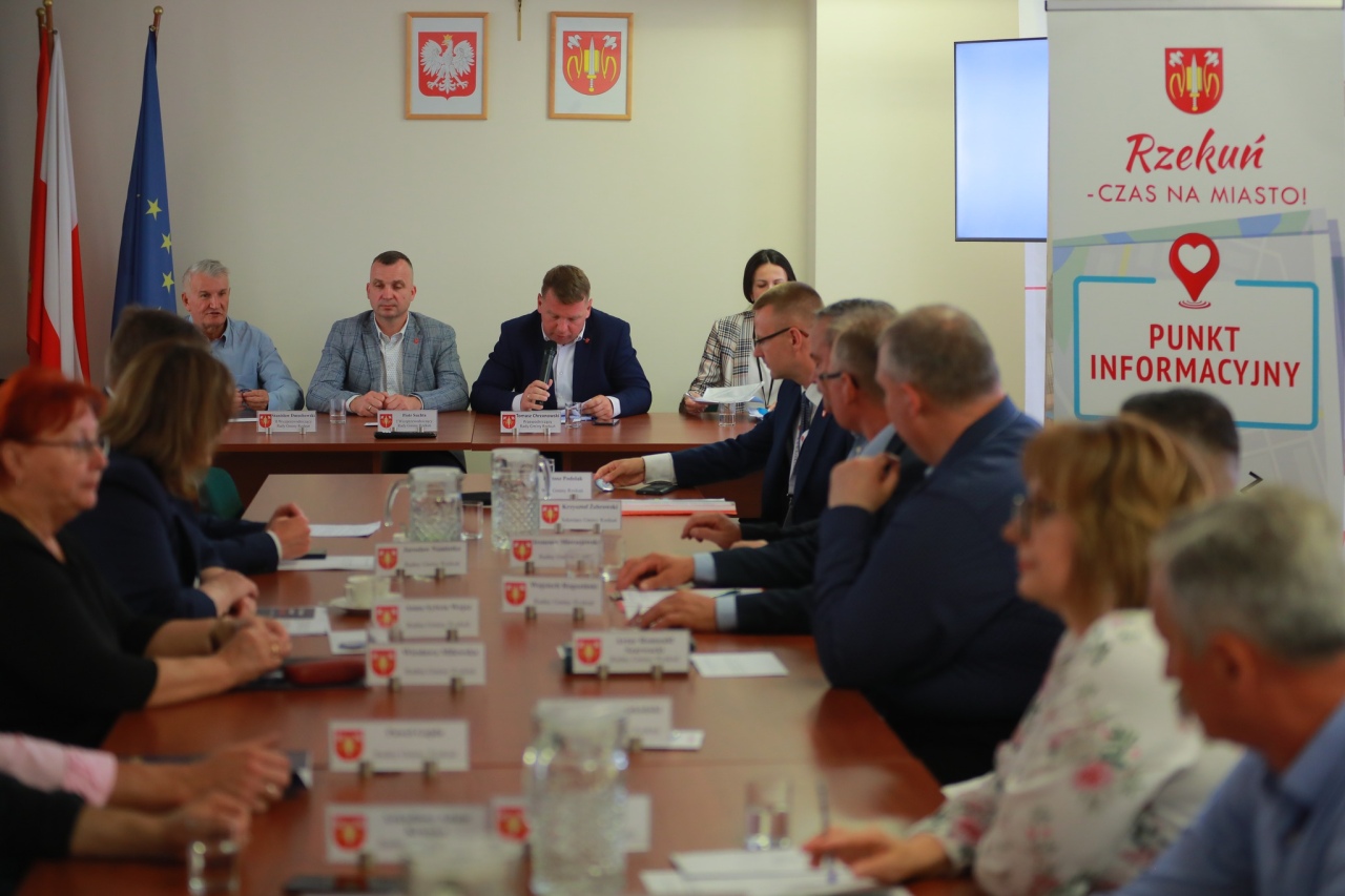 XVIII nadzwyczajna sesja Rady Gminy Rzekuń [27.06.2025] - zdjęcie #5 - eOstroleka.pl