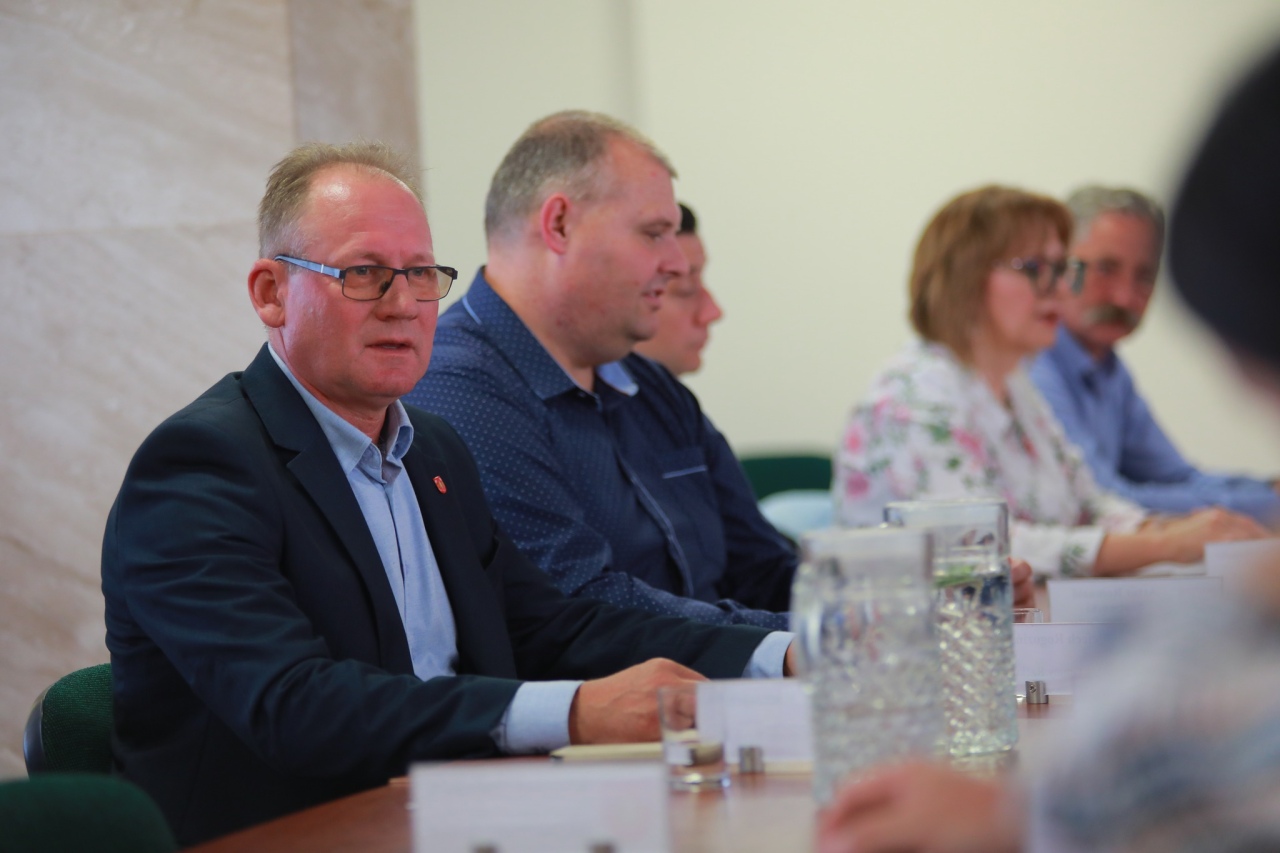 XVIII nadzwyczajna sesja Rady Gminy Rzekuń [27.06.2025] - zdjęcie #4 - eOstroleka.pl