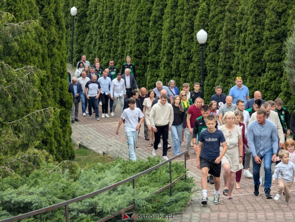 Nadanie imienia stadionowi w Kadzidle - im. Łukasza Pokory [28.06.2025] - zdjęcie #137 - eOstroleka.pl