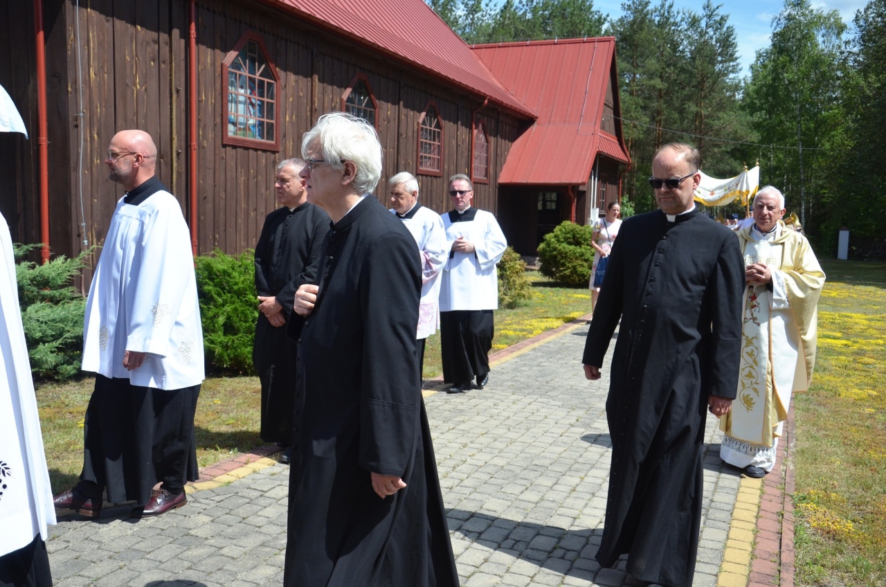 Jubileusz kapłański księdza proboszcza z Czarni - fot. Urząd Gminy Kadzidło - zdjęcie #27 - eOstroleka.pl