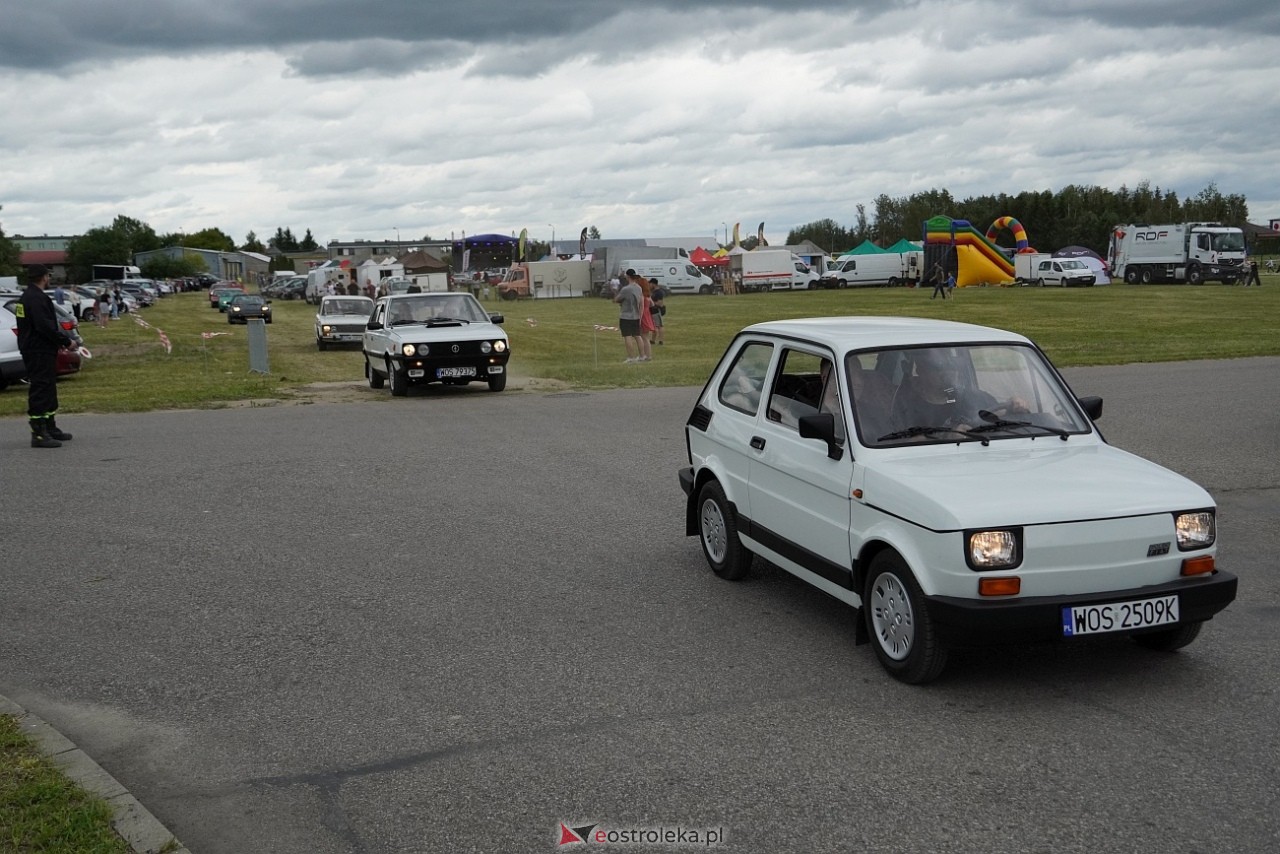 Oldtimer 2025: Parada zabytkowych pojazdów ulicami Rzekunia [29.06.2025] - zdjęcie #75 - eOstroleka.pl