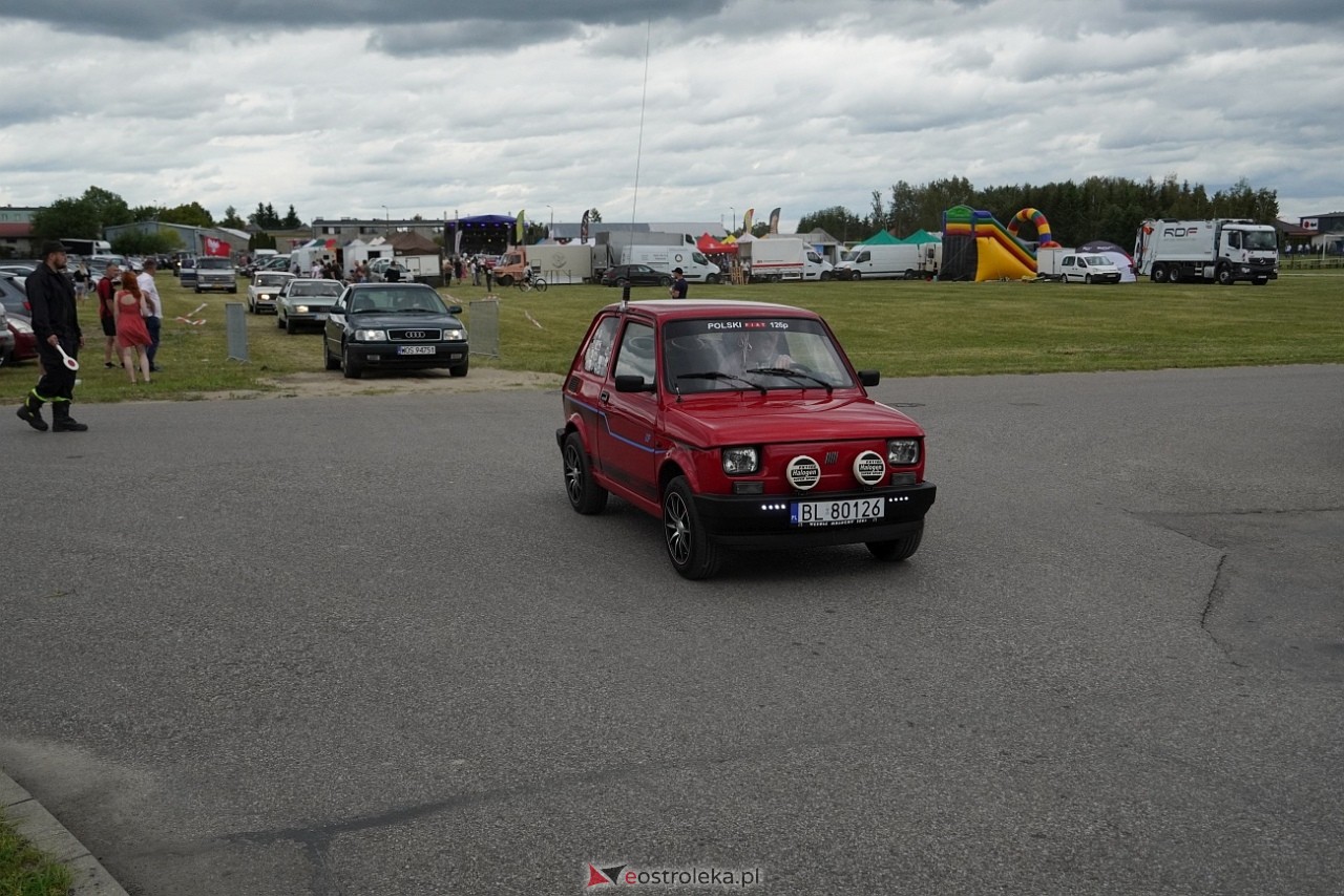 Oldtimer 2025: Parada zabytkowych pojazdów ulicami Rzekunia [29.06.2025] - zdjęcie #70 - eOstroleka.pl