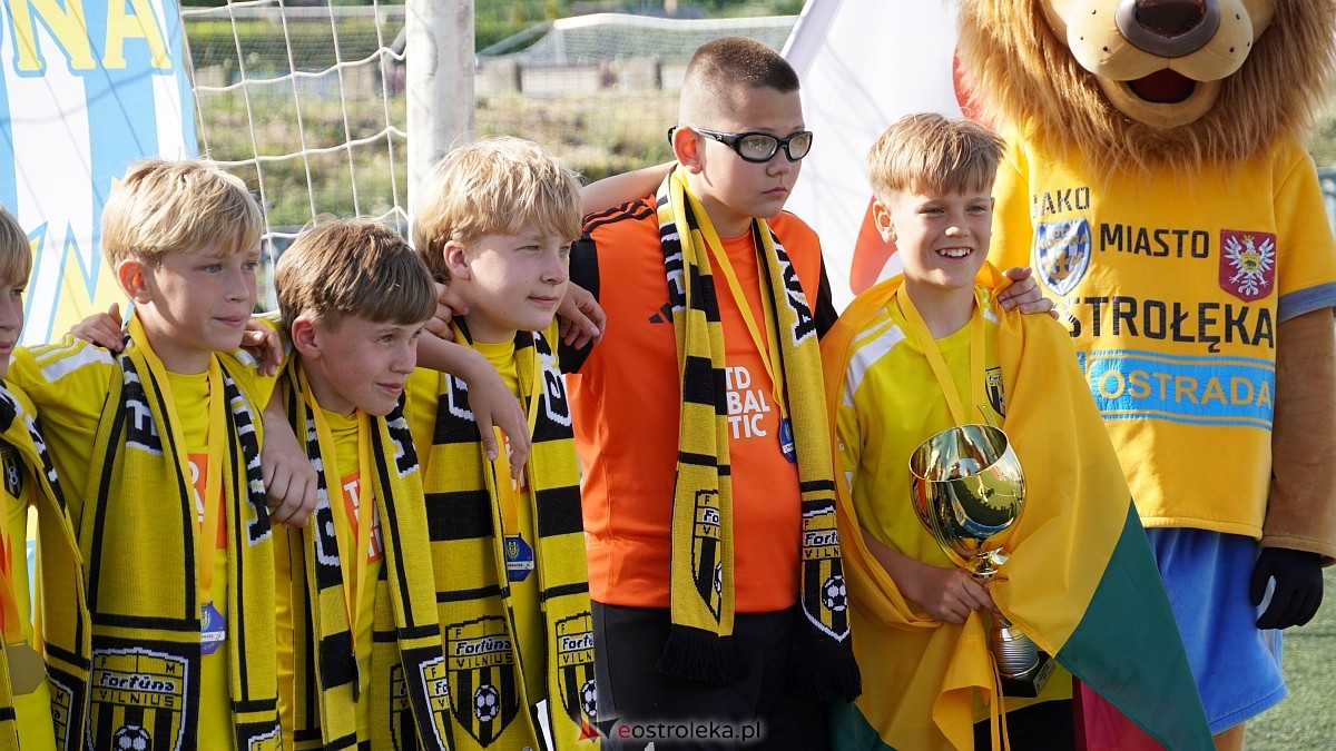 Międzynarodowy Turniej Piłki Nożnej Korona Cup [28-29.06.2025] - zdjęcie #91 - eOstroleka.pl