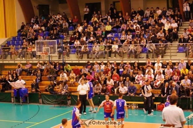 I liga siatkówki: Pekpol Ostrołęka - MKS MOS Będzin 3:0 (8.10.2011) - zdjęcie #11 - eOstroleka.pl