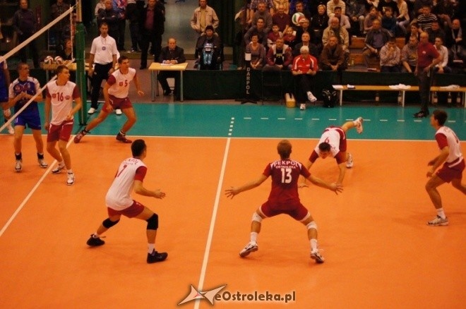 I liga siatkówki: Pekpol Ostrołęka - MKS MOS Będzin 3:0 (8.10.2011) - zdjęcie #17 - eOstroleka.pl