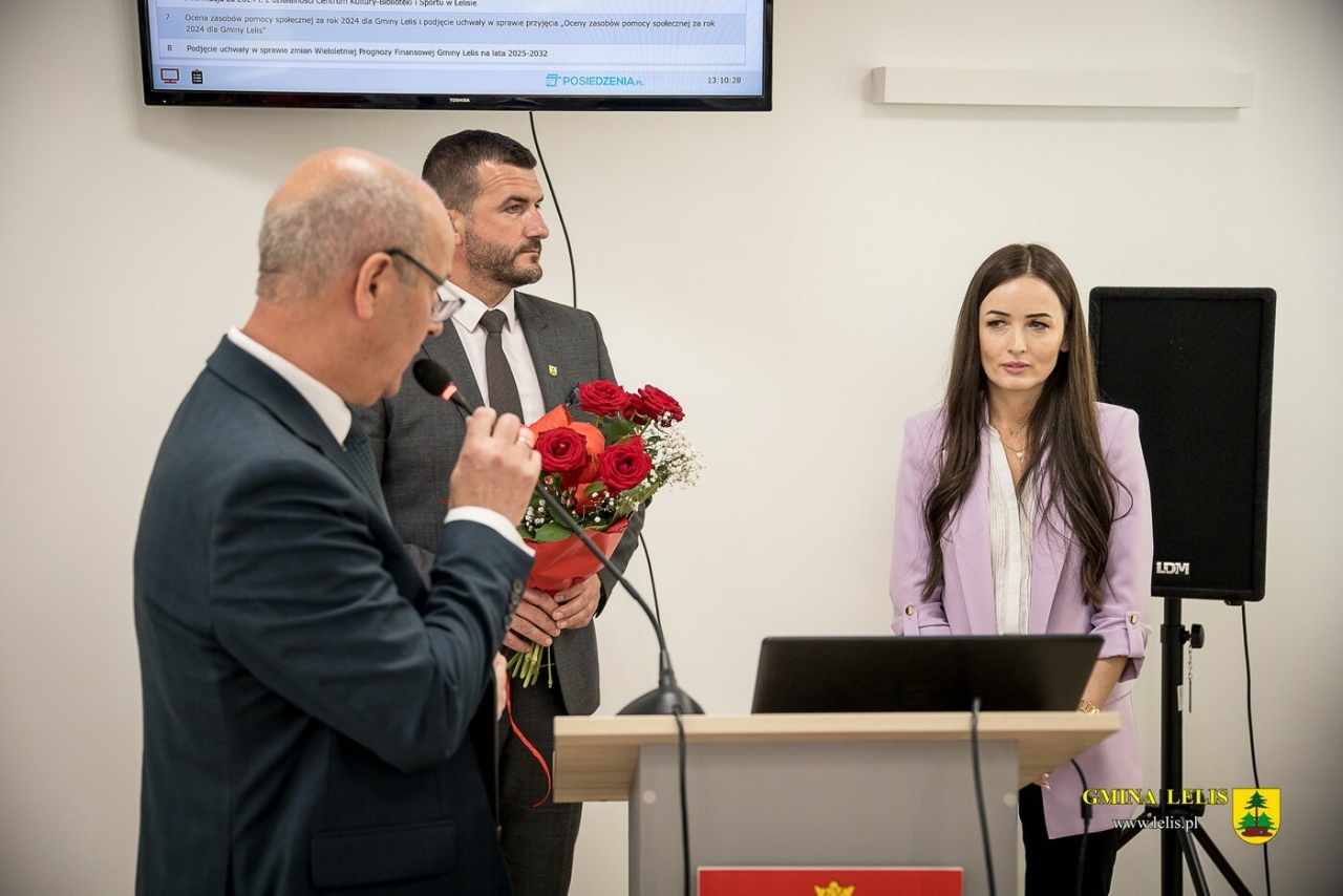 Absolutoryjna sesja Rady Gmini Lelis [25.06.2025] - zdjęcie #4 - eOstroleka.pl