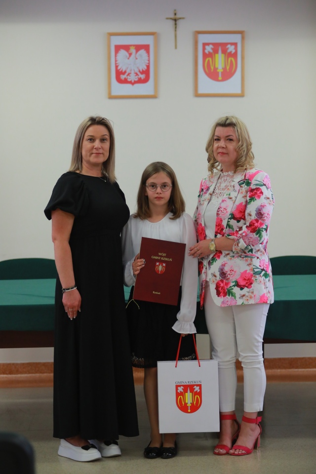 Gala wręczenia nagród najzdolniejszym uczniom z gminy Rzekuń [03.07.2025] - zdjęcie #17 - eOstroleka.pl