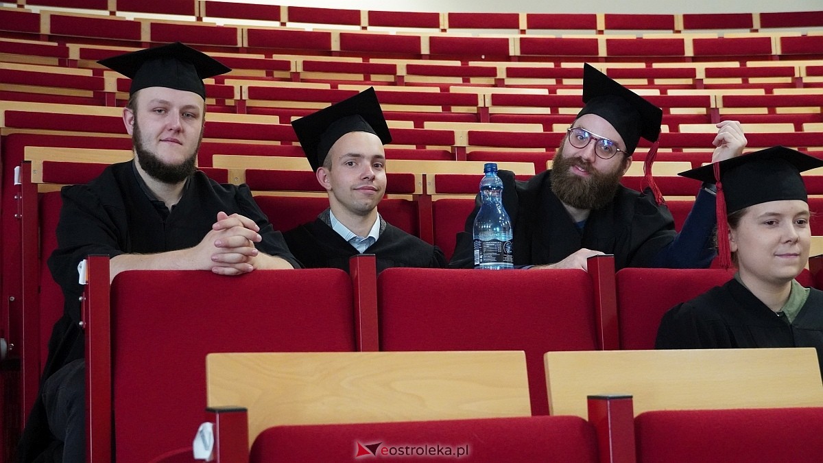 Rozdanie dyplomów absolwentom WSAP z rocznika 2024/25 [04.07.2025] - zdjęcie #75 - eOstroleka.pl