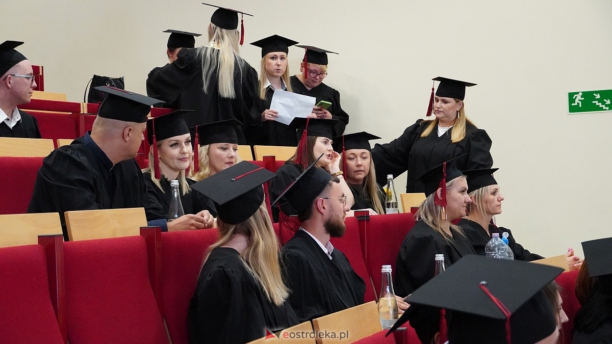 Rozdanie dyplomów absolwentom WSAP z rocznika 2024/25 [04.07.2025] - zdjęcie #73 - eOstroleka.pl