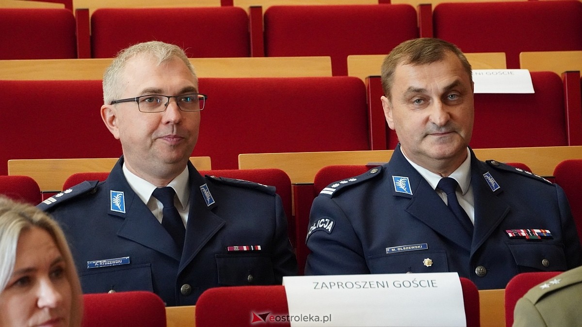 Rozdanie dyplomów absolwentom WSAP z rocznika 2024/25 [04.07.2025] - zdjęcie #68 - eOstroleka.pl