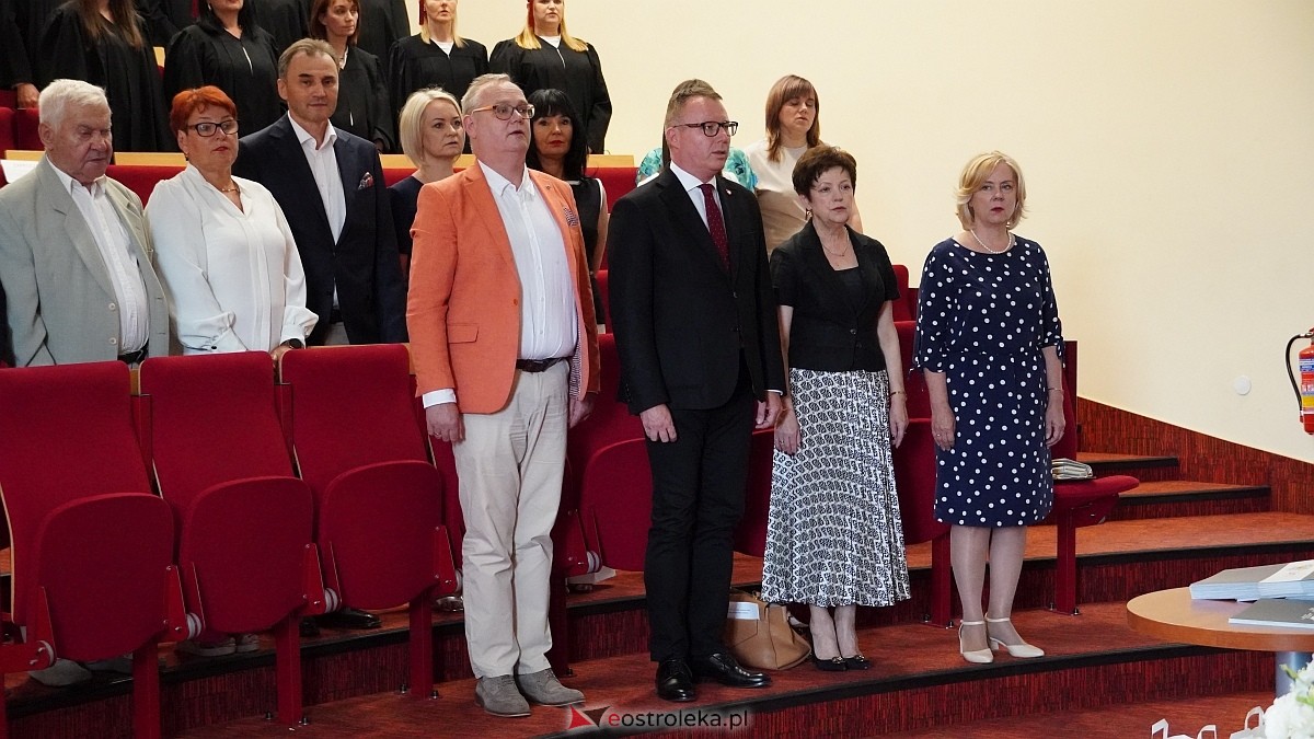 Rozdanie dyplomów absolwentom WSAP z rocznika 2024/25 [04.07.2025] - zdjęcie #49 - eOstroleka.pl