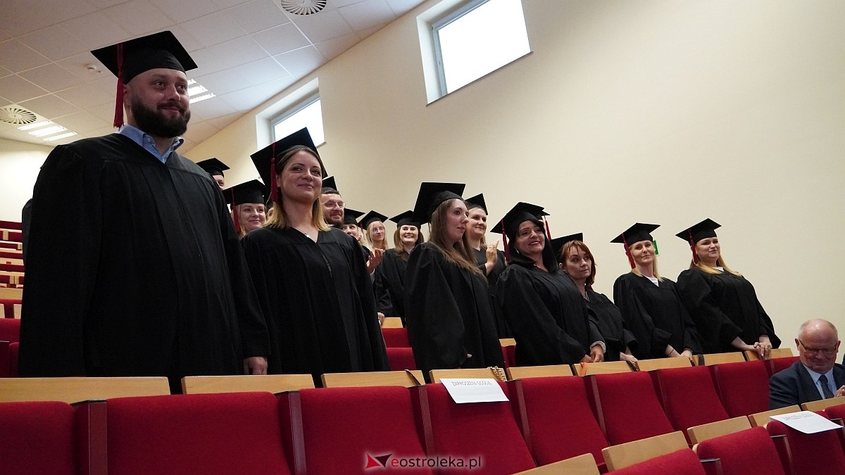 Rozdanie dyplomów absolwentom WSAP z rocznika 2024/25 [04.07.2025] - zdjęcie #18 - eOstroleka.pl