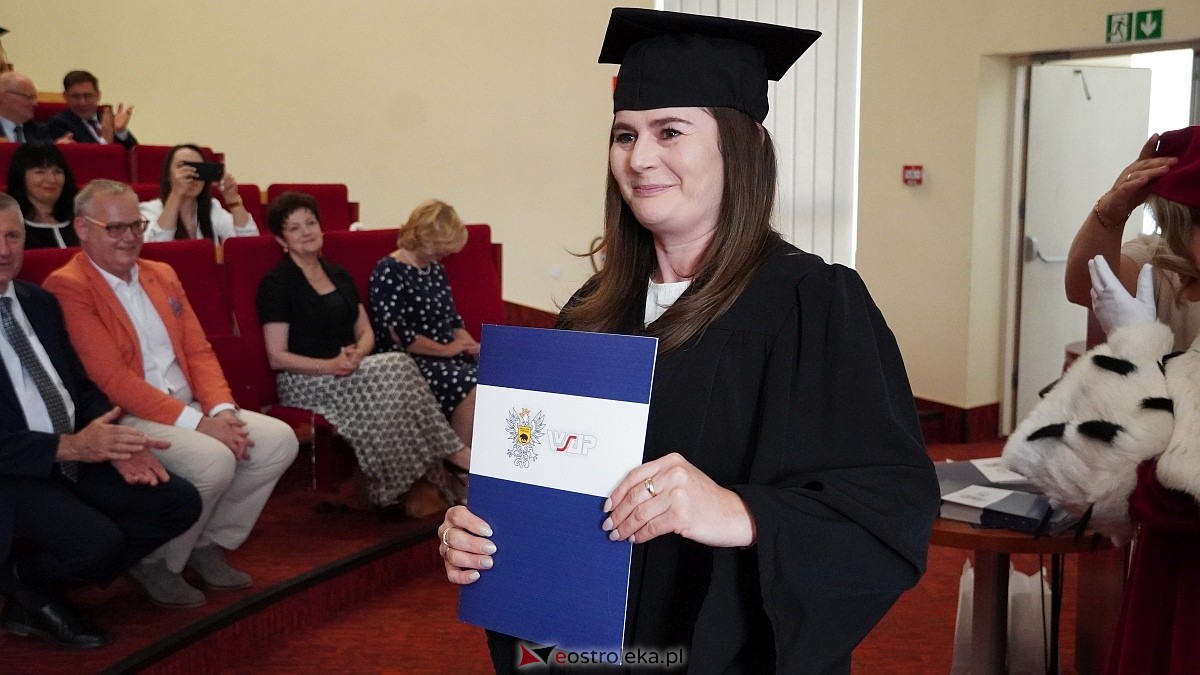 Rozdanie dyplomów absolwentom WSAP z rocznika 2024/25 [04.07.2025] - zdjęcie #50 - eOstroleka.pl