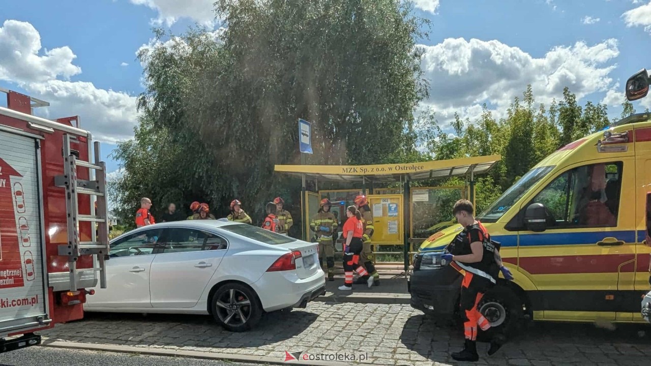 Kraksa na Ostrowskiej [04.07.2025] - zdjęcie #11 - eOstroleka.pl