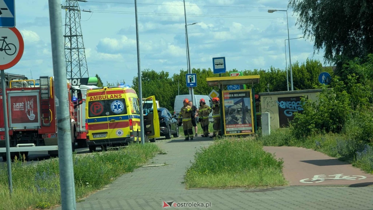 Kraksa na Ostrowskiej [04.07.2025] - zdjęcie #8 - eOstroleka.pl