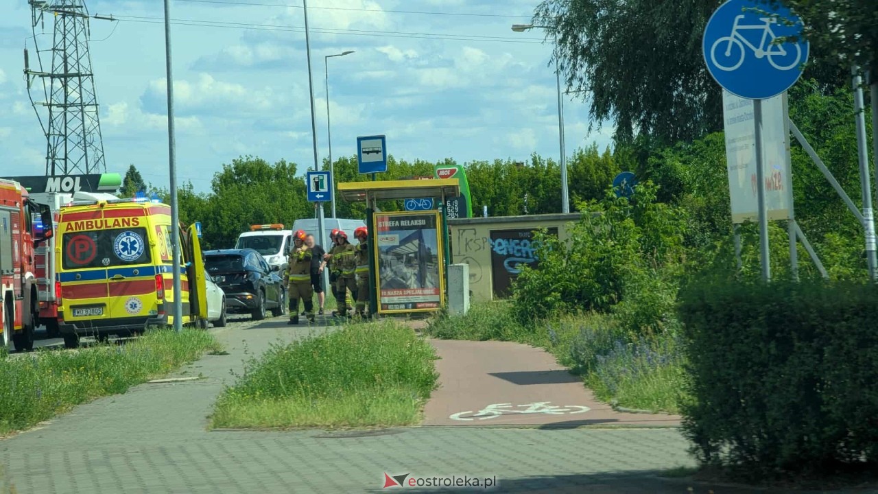 Kraksa na Ostrowskiej [04.07.2025] - zdjęcie #7 - eOstroleka.pl