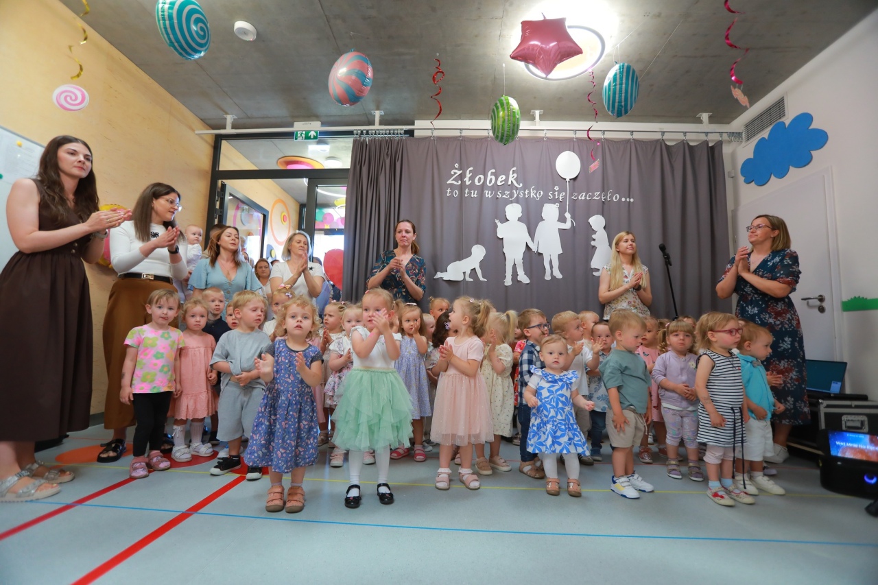 Dzień Rodziny w Żłobku Samorządowym w Rzekuniu [04.07.2025] - zdjęcie #61 - eOstroleka.pl