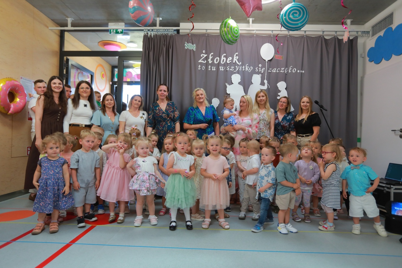 Dzień Rodziny w Żłobku Samorządowym w Rzekuniu [04.07.2025] - zdjęcie #42 - eOstroleka.pl